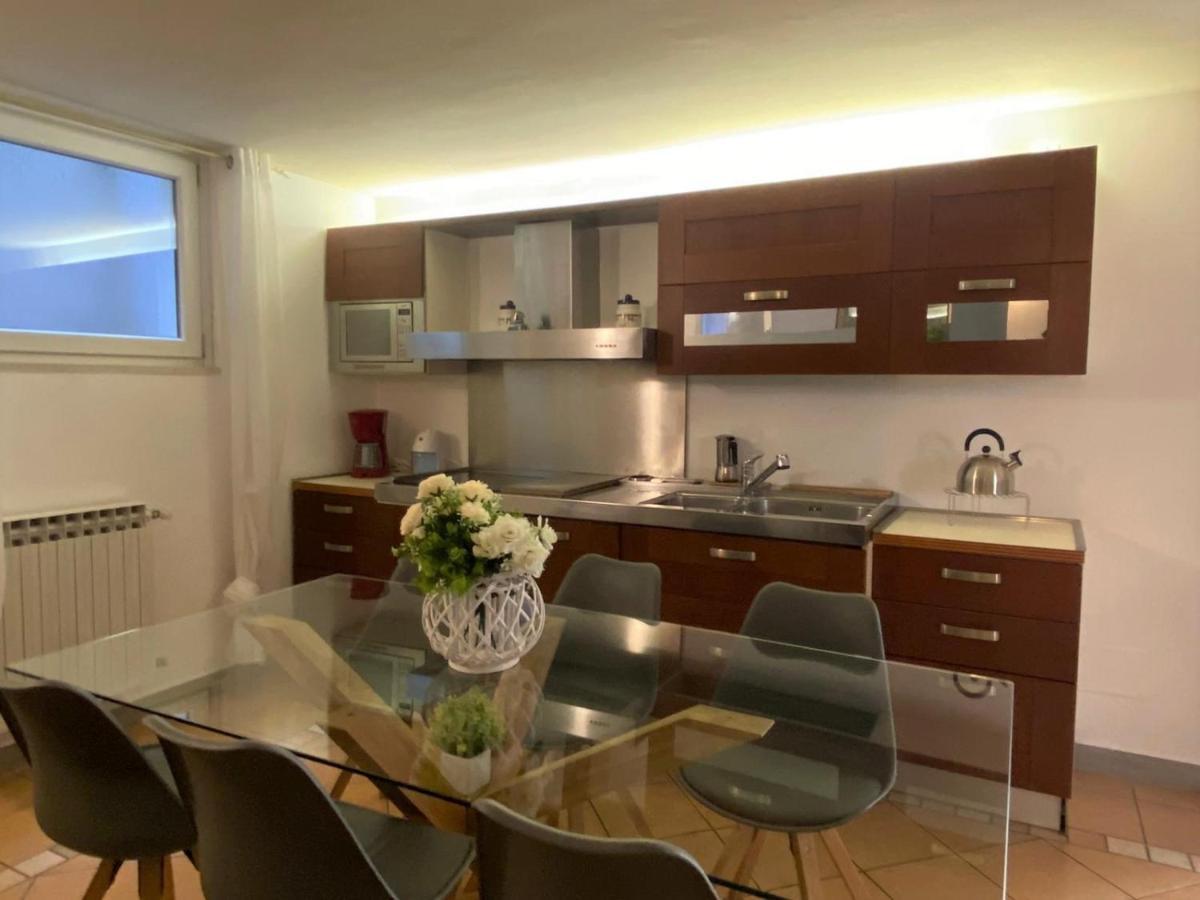 La Dolce Vita - Private Villa With Pool Moniga del Garda Екстер'єр фото