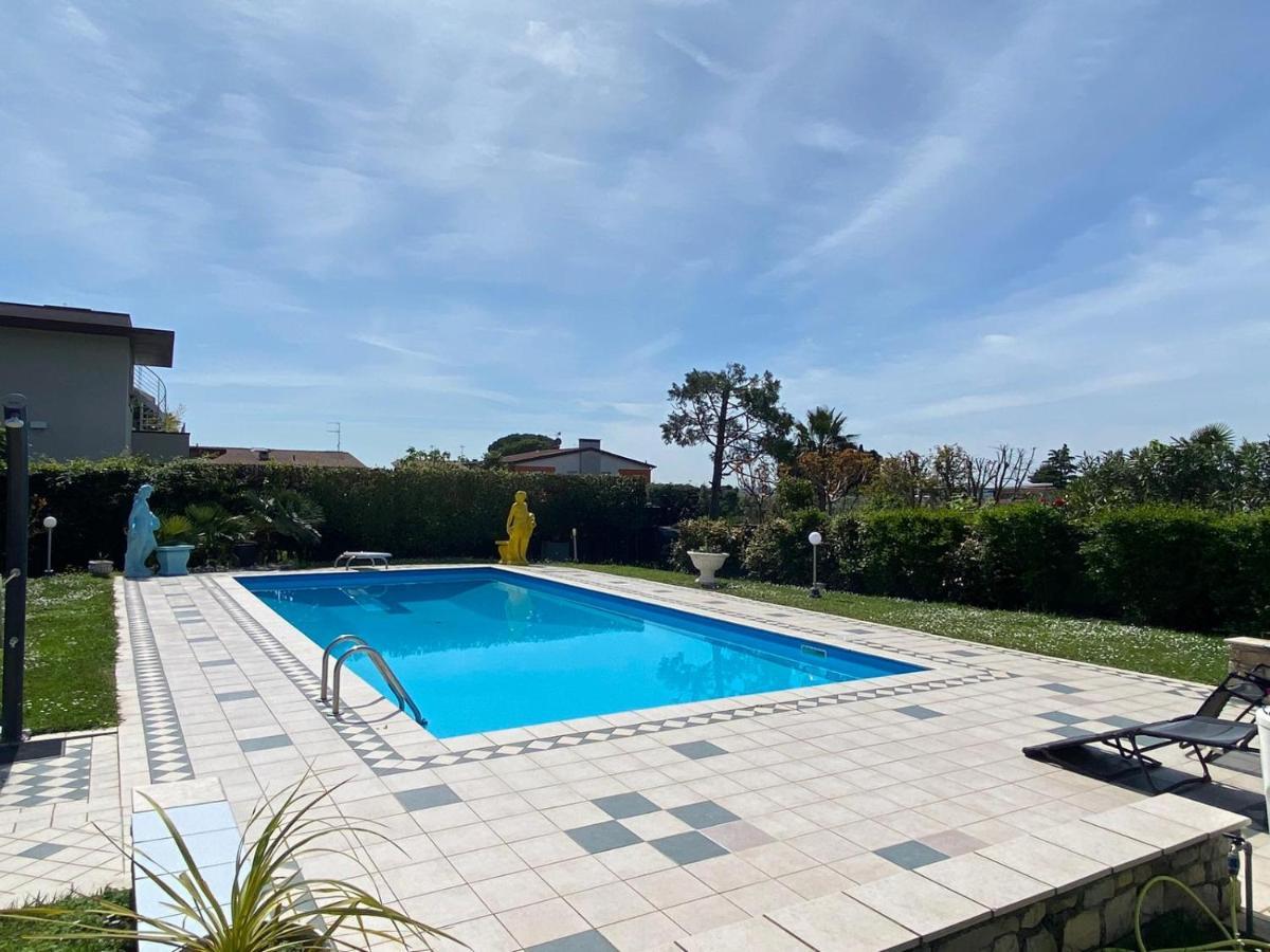 La Dolce Vita - Private Villa With Pool Moniga del Garda Екстер'єр фото