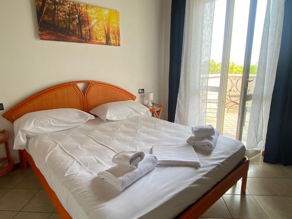 La Dolce Vita - Private Villa With Pool Moniga del Garda Екстер'єр фото