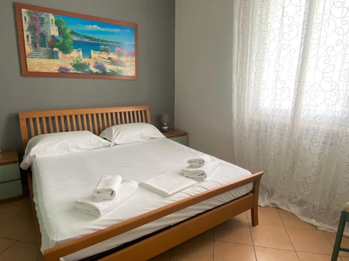 La Dolce Vita - Private Villa With Pool Moniga del Garda Екстер'єр фото